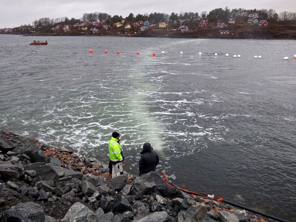 Bubbelgardin utfört av SEA Sjöentreprenad och anläggning